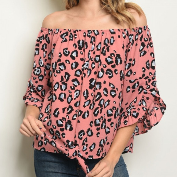 Off SHOULDER MAUVE LEOPARD PRINT TOP - Picture 2 of 7
